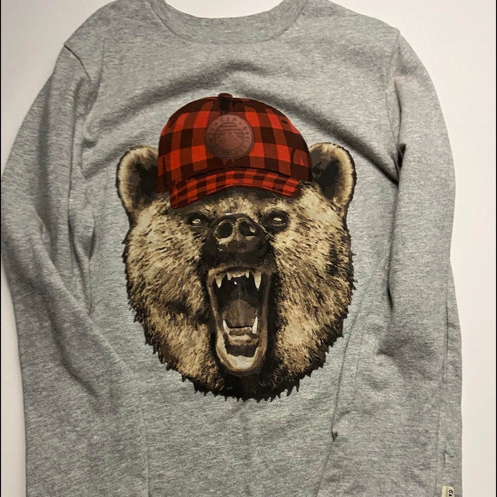 Gap long sleeve bear shirt